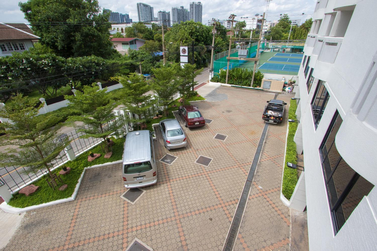 Public Area 24
