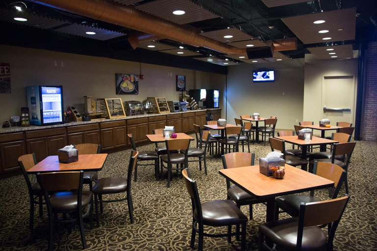 Food & Drinks, Hotel at Batavia Downs, Genesee