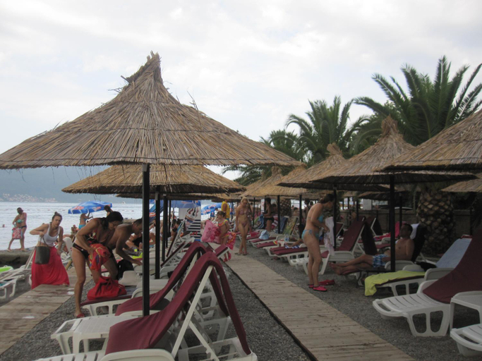 Food & Drinks 5, Apartments Delfin