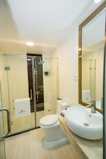Bathroom 8