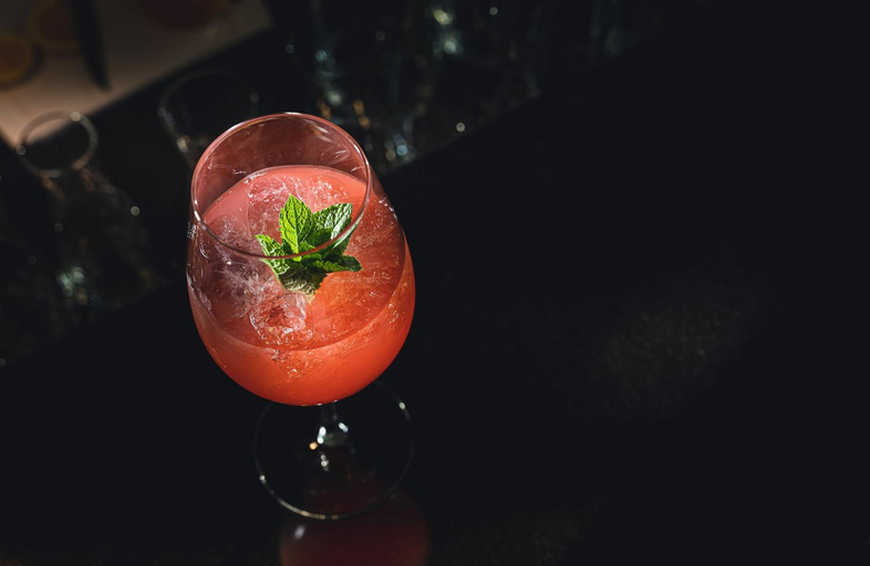 Food & Drinks