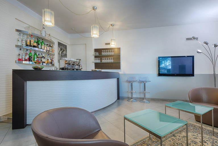 Food & Drinks 5, Continental Urban Art Hotel, Bologna