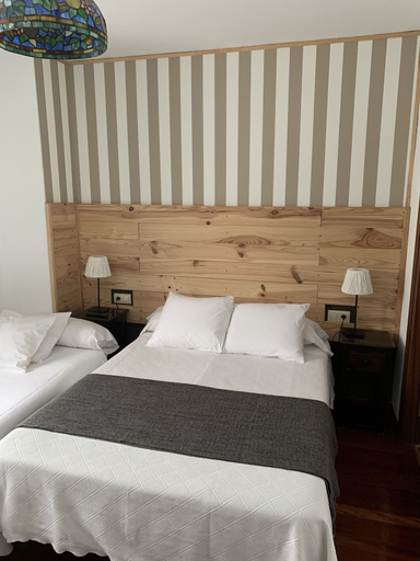 Bedroom 3, parada de francos, A Coruña