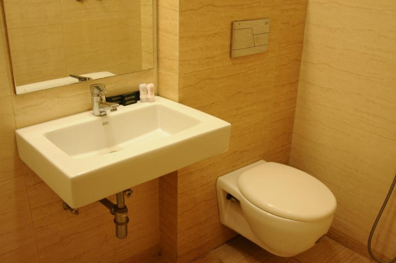 Bathroom 3, Hotel Aroma Classic, Jaipur