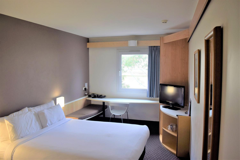 Bedroom 14