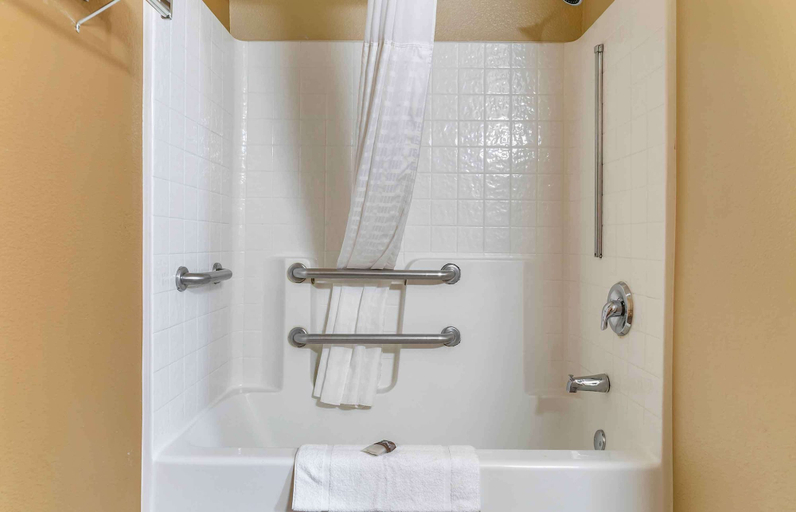 Bathroom 4, Extended Stay America Select Suites Detroit Ann Arbor Univ S, Washtenaw