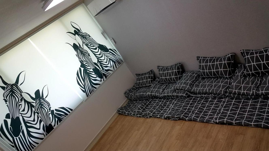 Others 2, Joa Guesthouse, Gwangsan
