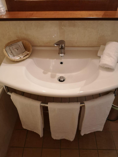 Bathroom 4, Hotel Villa Peretti, Caltanissetta