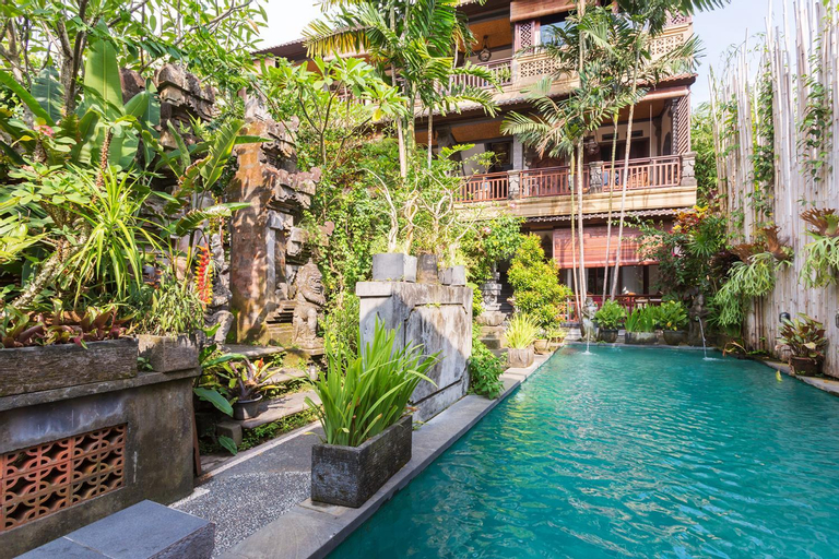 Swimming Pool 18