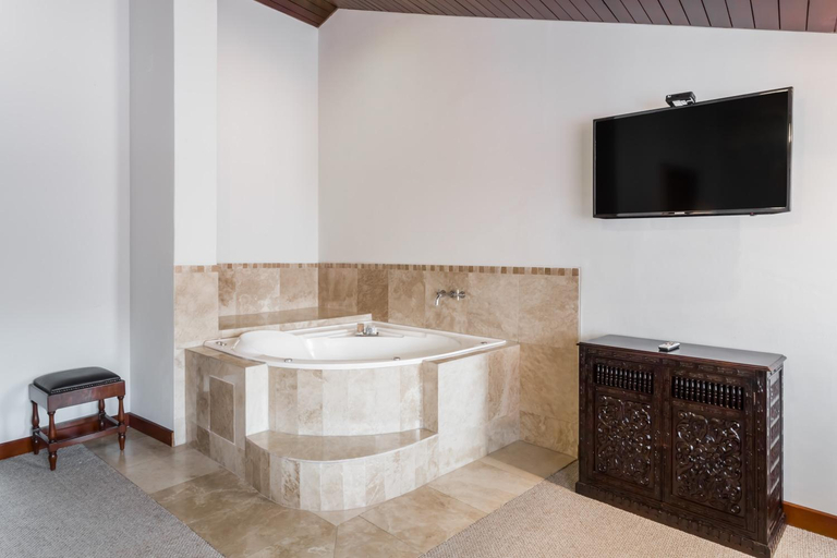 Bathroom 3, Wyndham Costa del Sol Cusco, Cusco