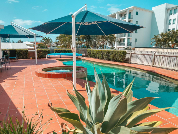 Sport & Beauty 2, Bargara Blue Resort, Burnett  - Pt A