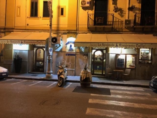 Food & Drinks, B&B Blu Infinito, Salerno