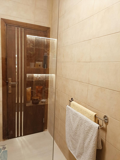 Bathroom 3, WestLuxApartment, Luxor