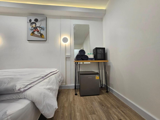 Bedroom 8