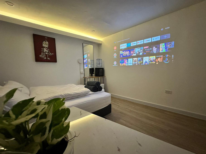Bedroom 12