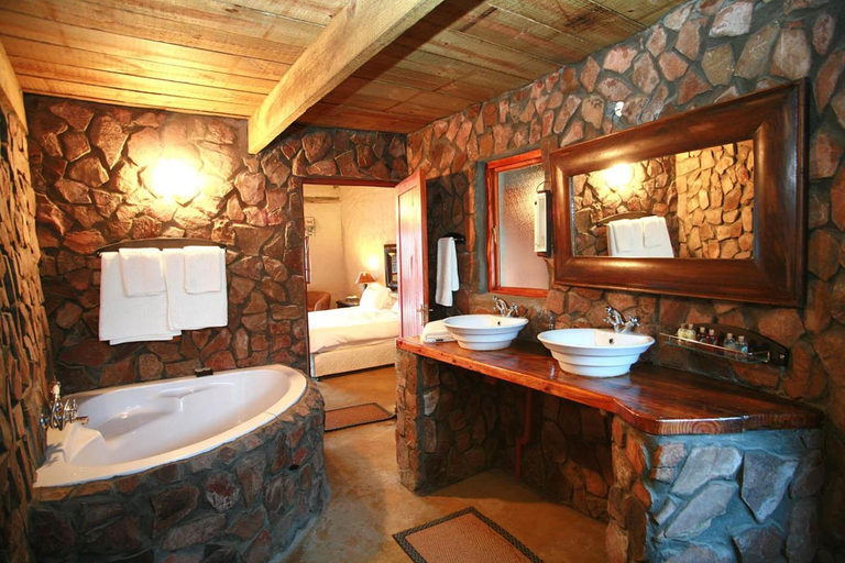 Bathroom 5, Aquila Private Game Reserve, Cape Winelands