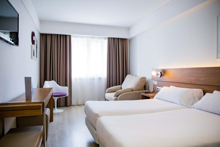 Bedroom 3, Hotel Gelmirez, A Coruña