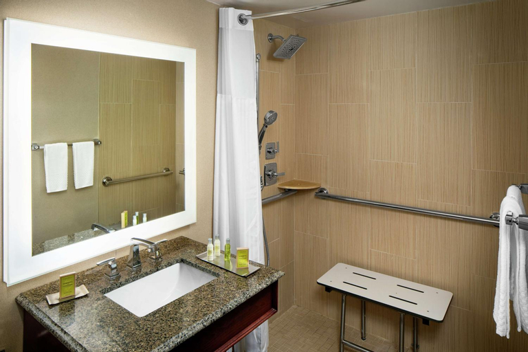 Bathroom 24