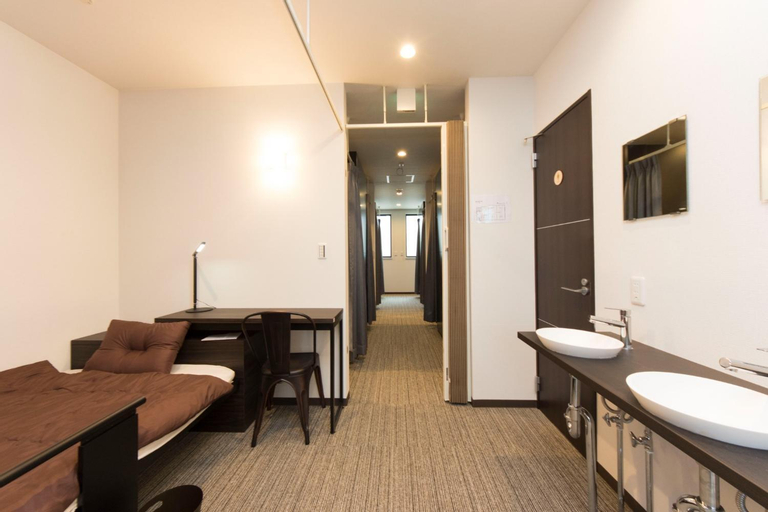 Bathroom 23