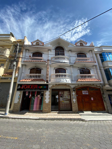 Others 3, Hostal Arauco, Otavalo
