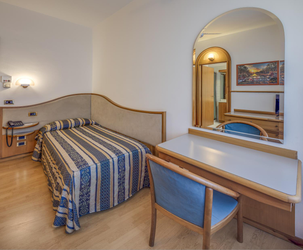 Bedroom 3, Albergo Milano, Brescia