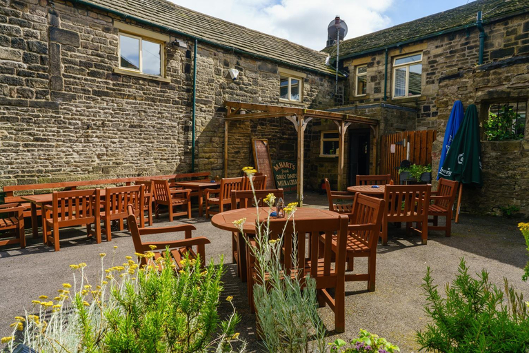 Food & Drinks 4, The Cross Inn, Calderdale
