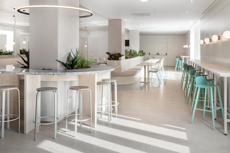 Food & Drinks 5, B&B Hotel Elche, Alicante