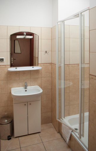 Bathroom 2, Hotel Nad Rzeczka, Toruń