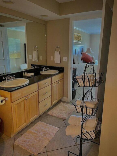 Bathroom 1, Biloxi Beach Condo, Harrison