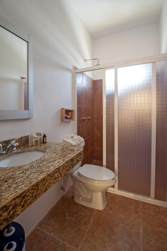 Bathroom 4, Kaam Accommodations, Benito Juárez