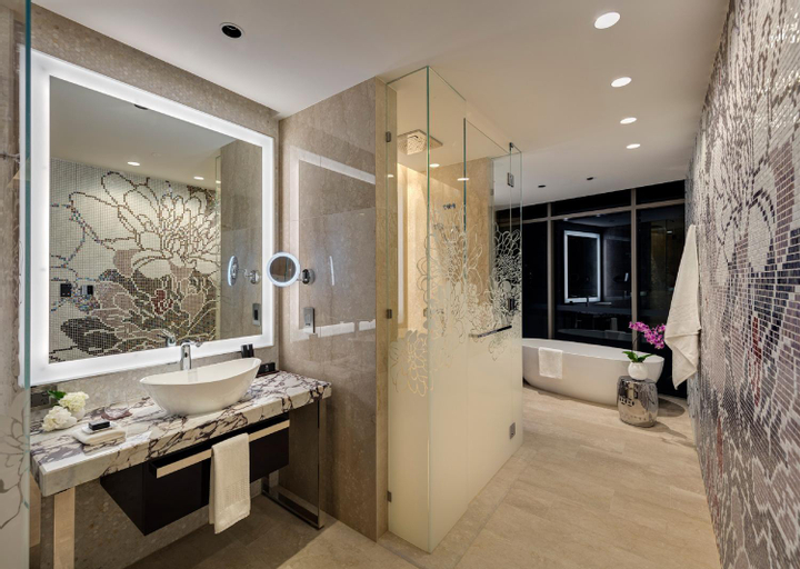 Bathroom 17