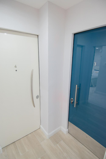 Others 3, Klemi, rooms in old town Dolomia best home Check in automatico, Trento