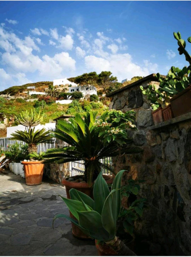 Others 3, B&B Lunaponzese-Ponza centro, Latina