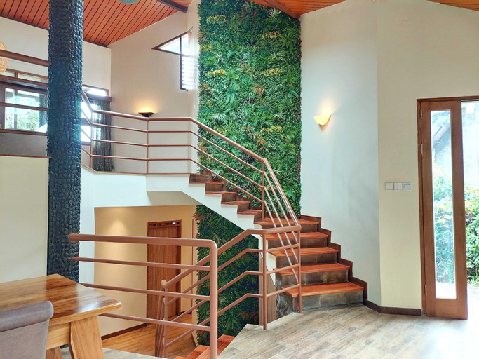 Others 4, Villa 4-BR Klub Bunga No. 8 Batu Malang, Malang