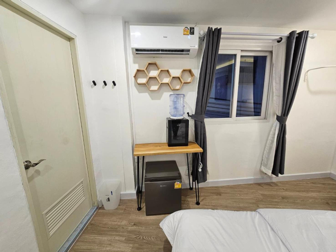 Bedroom 9