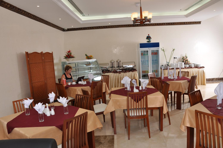 Food & Drinks 4, Akas-Inn Hotel Apartment, Dubai