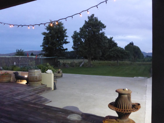 Others 2, GMH Home Stay, Marlborough