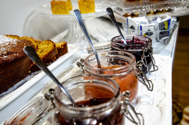 Food & Drinks 3, TORTE & LINI, Bologna