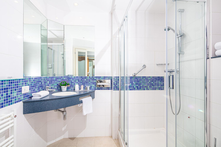 Bathroom 4, Meditur Hotel Udine Nord, Udine
