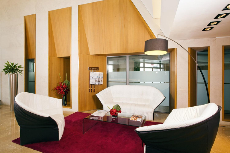 Public Area, Residhome Paris-Massy, Essonne