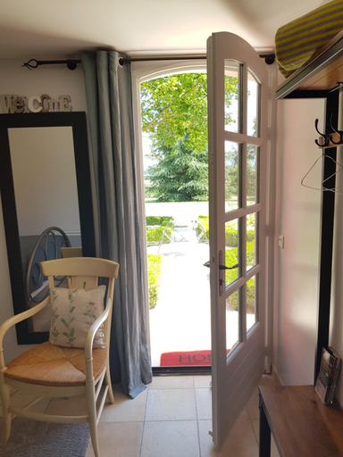 Others 3, Les Nefliers chambre d'hotes, Alpes-de-Haute-Provence