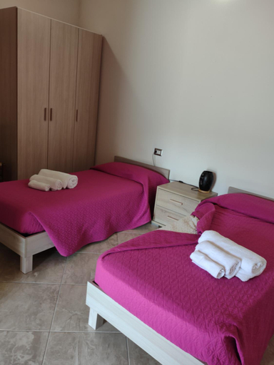 Bedroom 2, Il Frutteto, Cagliari