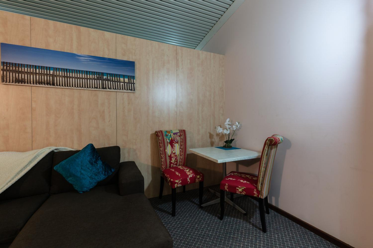 Bedroom 4, Sails Motel Geraldton, Geraldton