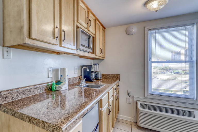 3, Beach View, Baldwin