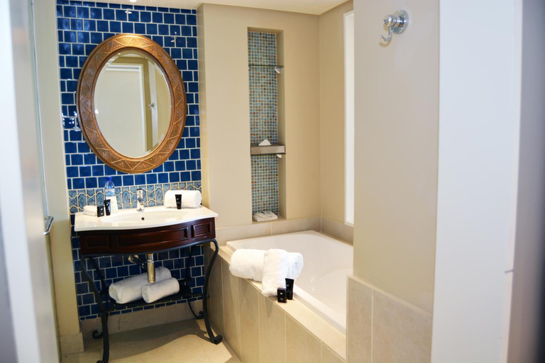 Bathroom 5, Southern Sun Maputo, Maputo