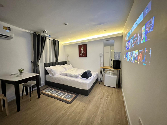 Bedroom 21