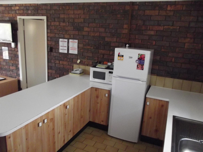 Others 2, Bridge Street Motor Inn, Toowoomba - West