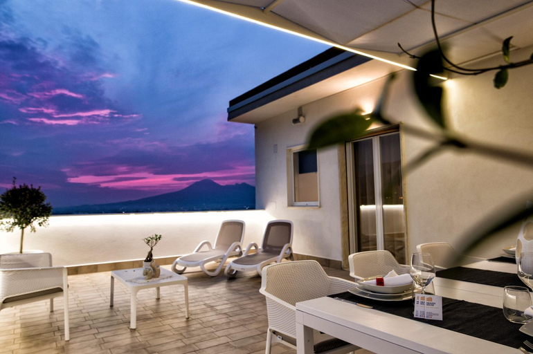 Food & Drinks 3, Heaven House, Salerno