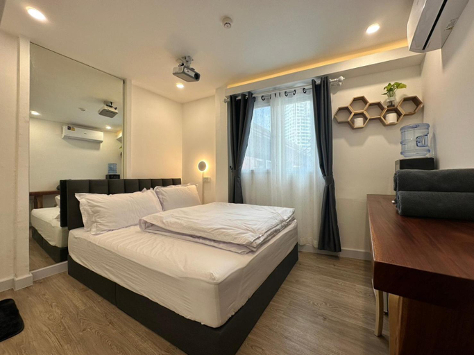 Bedroom 18