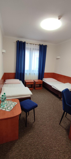 Others 3, Motel Port 2000, Świebodzin